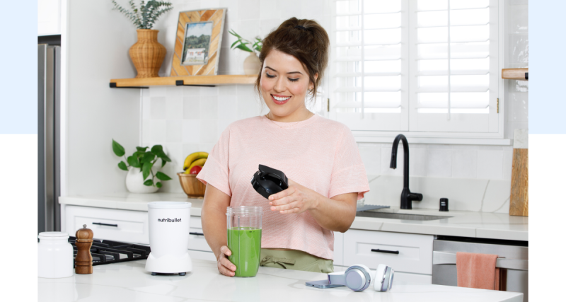 Women juicing