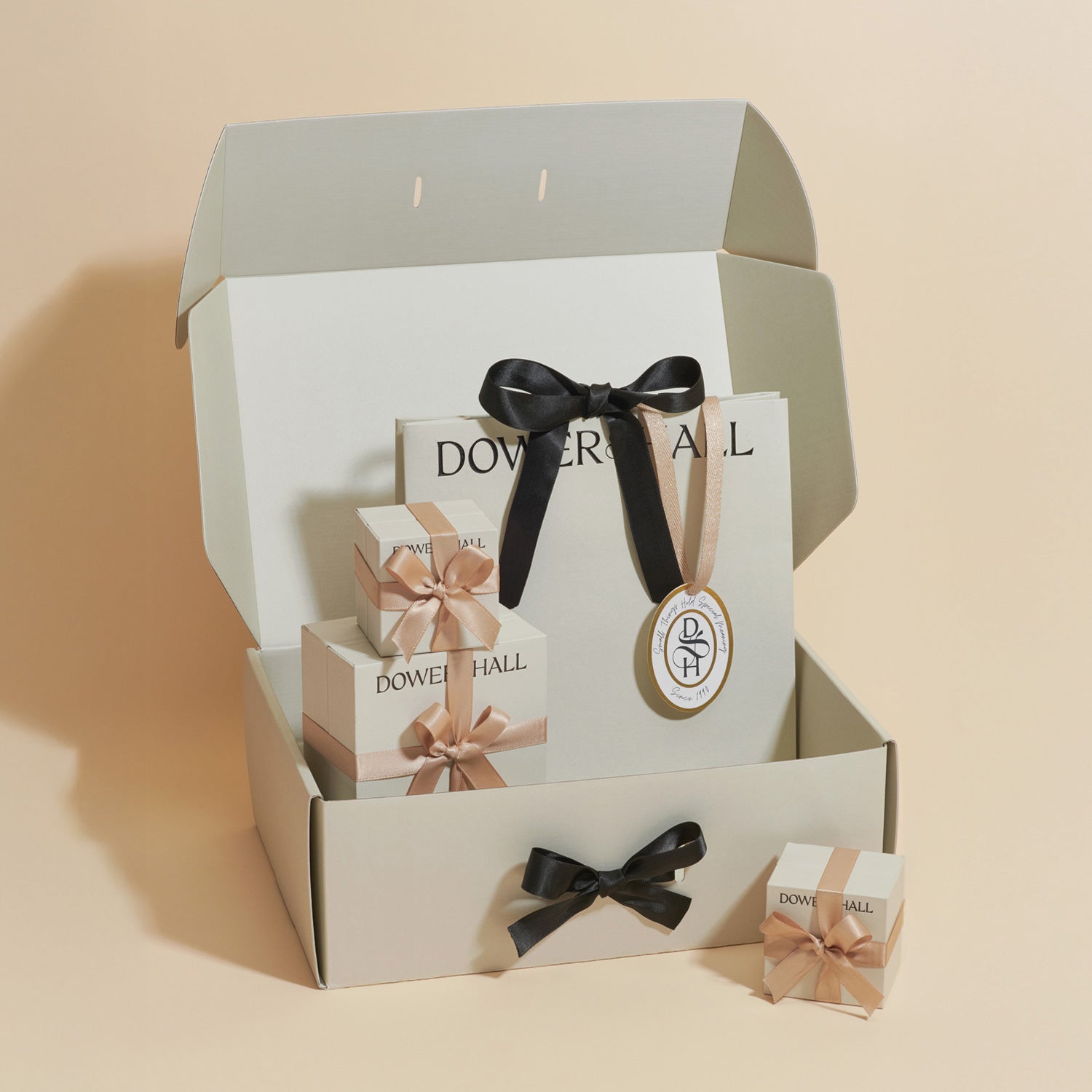 Image of Gift Wrapping