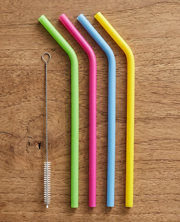 Lot de 4 pailles silicone