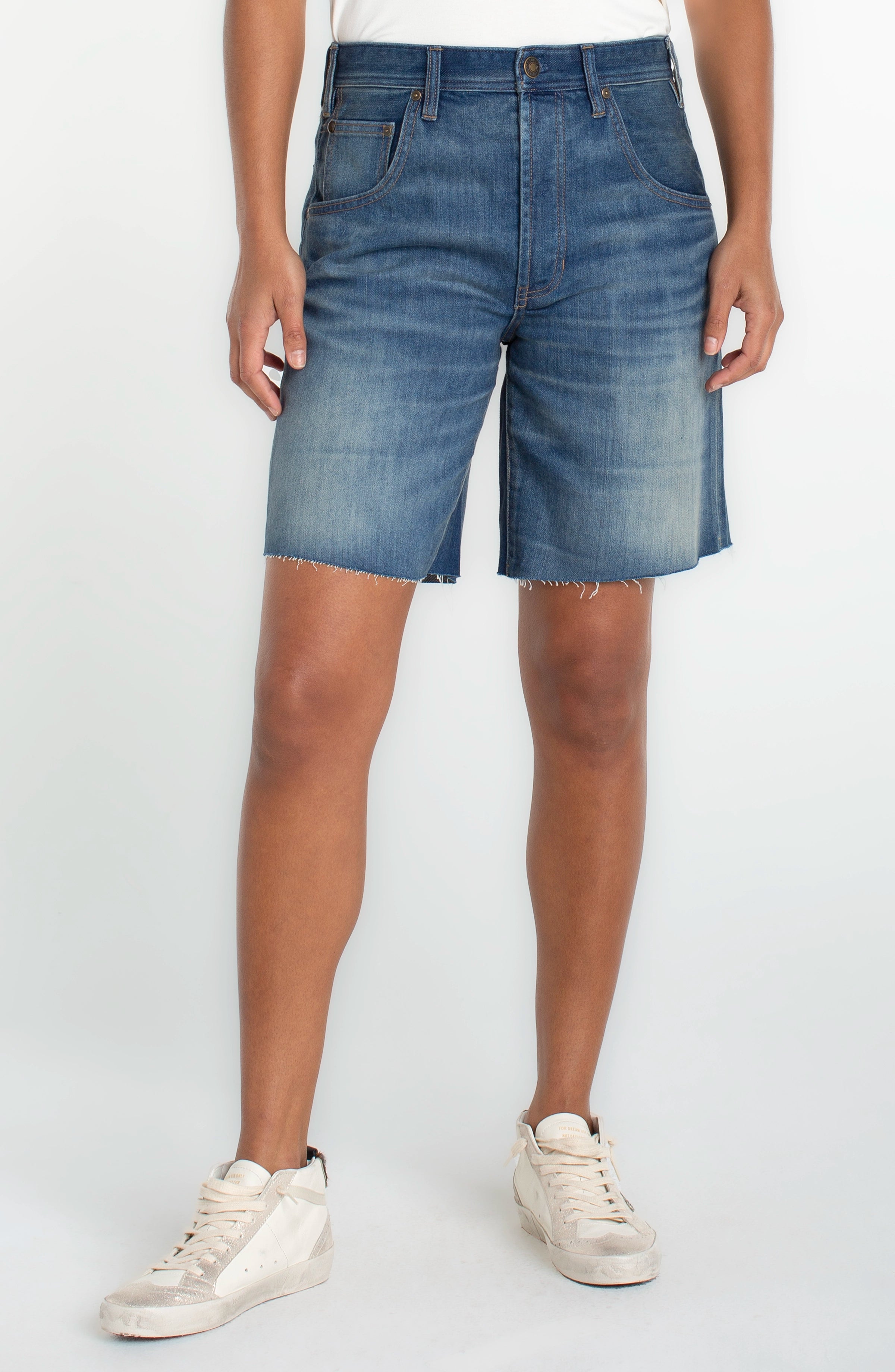 Image of VINTAGE CUT OFF SHORT