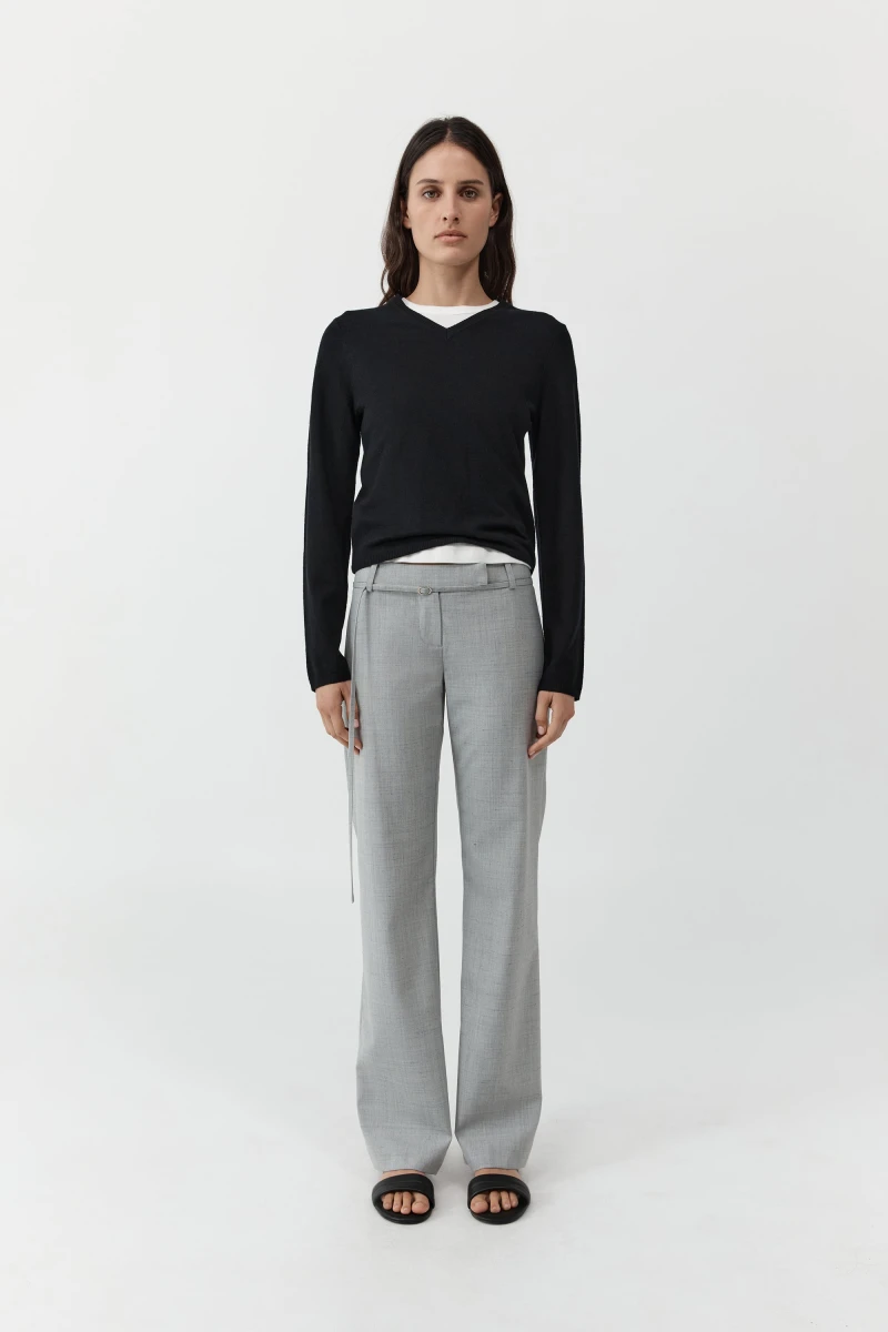 Image of Fine Merino V Neck Sweater - Black