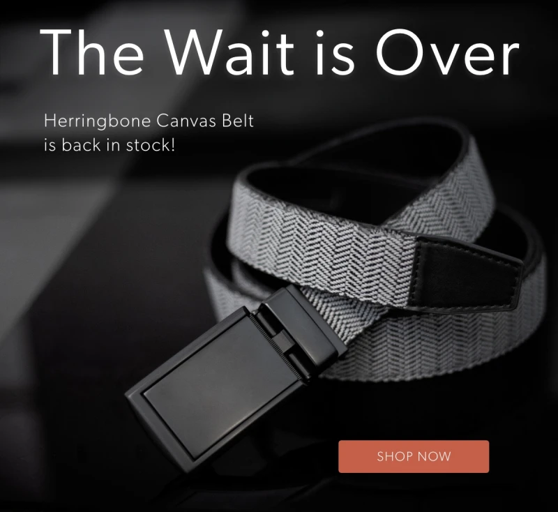 Made from a woven blend of cotton and polyester, and finished with a vegan leather backing and a faux-leather tip.