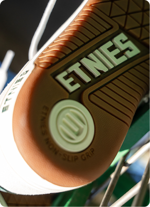 etnies x Andy