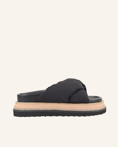 Thames Black