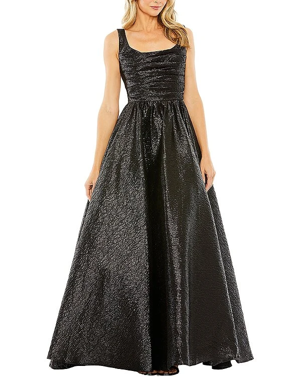 Mac Duggal
