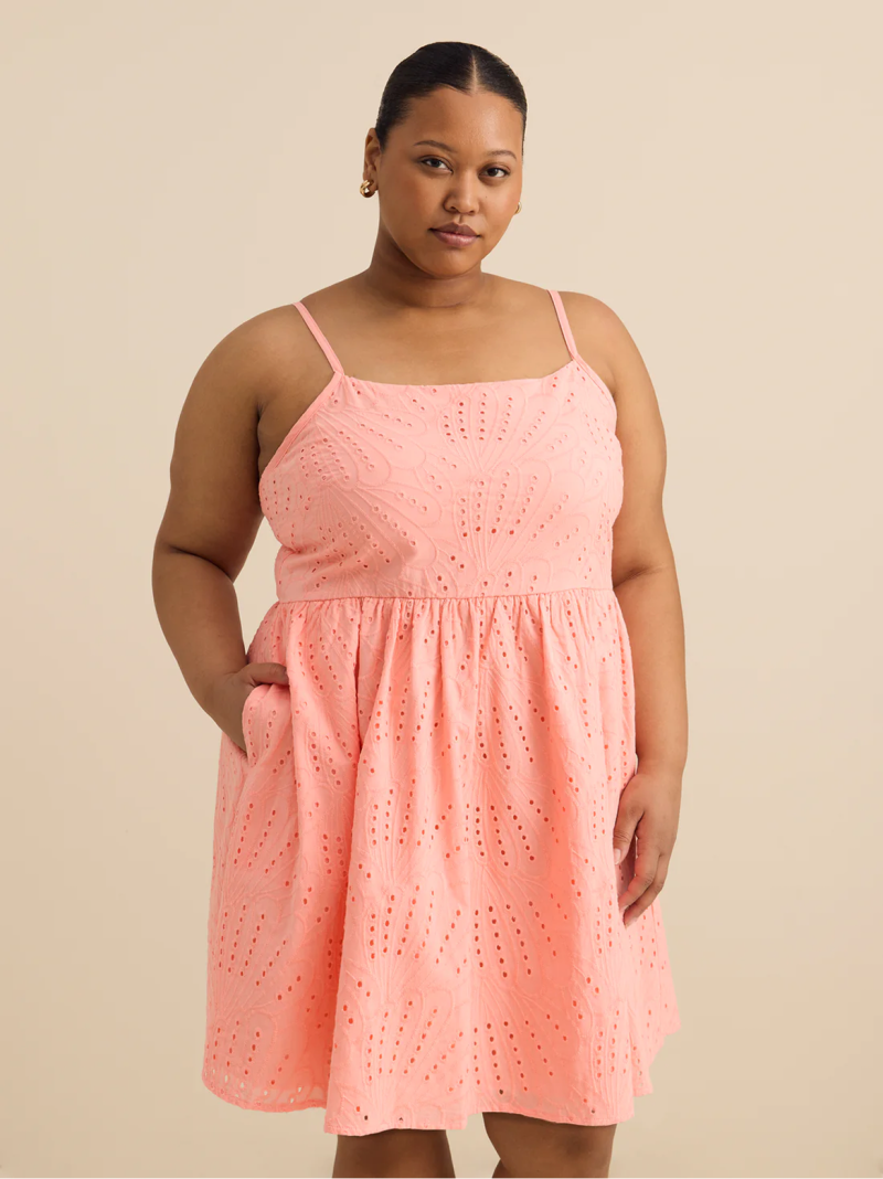SHOP DRESSES